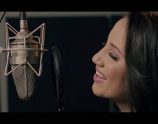 CANTORA IZABELA CARVALHO LANÇA SUA NOVA MÚSICA “DIA DE GRAÇA”