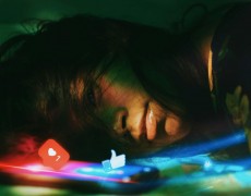 JOVENS E SAÚDE EMOCIONAL: COMO LIDAR COM TANTA PRESSÃO