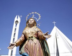 A IGREJA CELEBRA HOJE (15) DIA DE NOSSA SENHORA DAS DORES