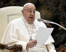 PAPA: O EVANGELHO NÃO É UMA IDEOLOGIA, É O ANÚNCIO DA ALEGRIA