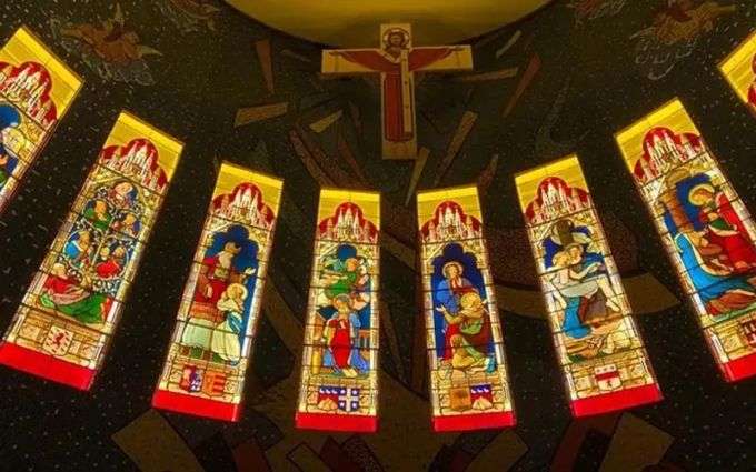 CONHEÇA A IGREJA CATÓLICA NO QATAR