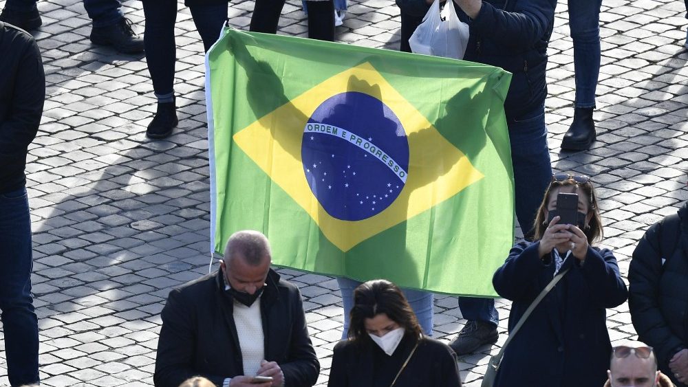A HOMILIA DEVE DESPERTAR E NÃO ADORMECER 
