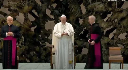 PAPA: “A VERDADE SUPREMA É A REVELAÇÃO DO AMOR DO PAI”