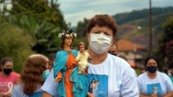 AS CAPELINHAS NO CAMINHO DE FÉ DOS MIGRANTES