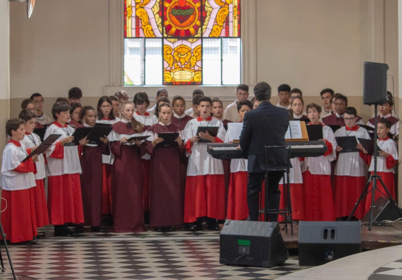 O CONCERTO DE NATAL DOS CANARINHOS DE PETRÓPOLIS 
