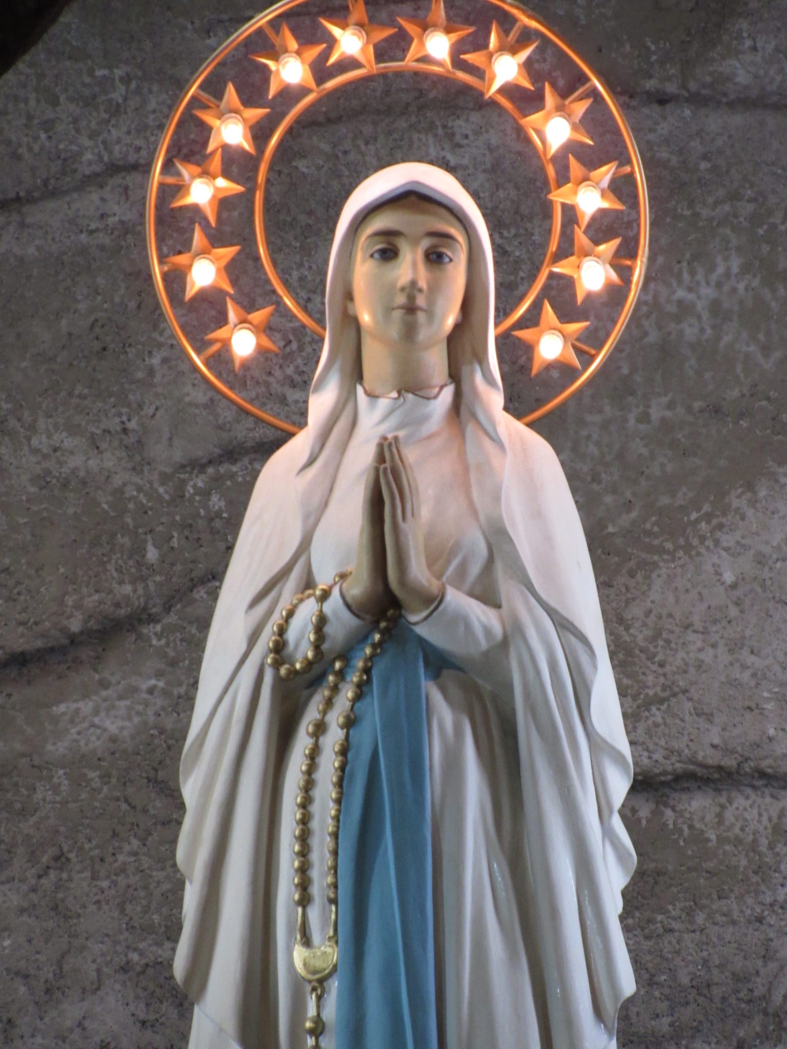 BASÍLICA DE  LOURDES NO RIO COMEMORA FESTA DA PADROEIRA NESTE SÁBADO