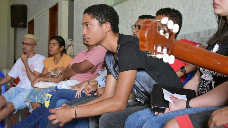 MISSÃO DO CATEQUISTA COMO MINISTÉRIO, ESTIMULA COMUNIDADE A APROFUNDAR A FÉ 