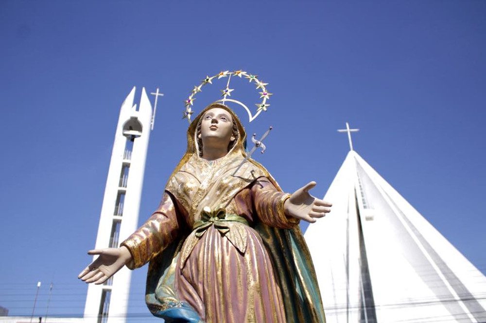 A IGREJA CELEBRA HOJE (15) DIA DE NOSSA SENHORA DAS DORES