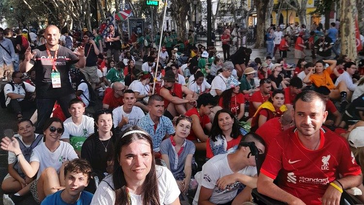 RISE UP: CATEQUESES DA JMJ EM LISBOA ALCANÇAM JOVENS DE TODO O MUNDO