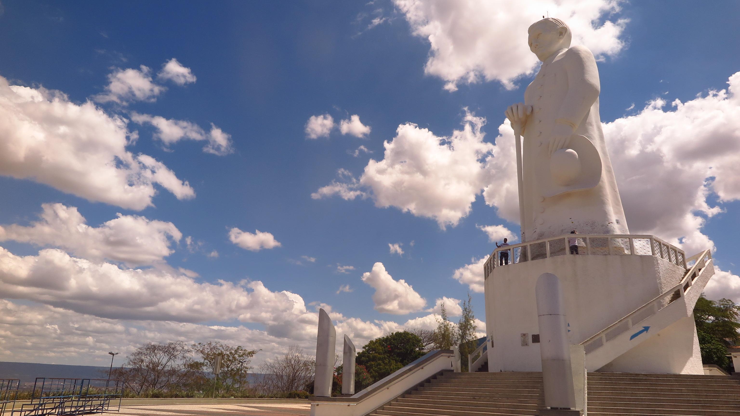 JUAZEIRO CELEBRA OS 150 ANOS DE ORDENAÇÃO DE PADRE CÍCERO