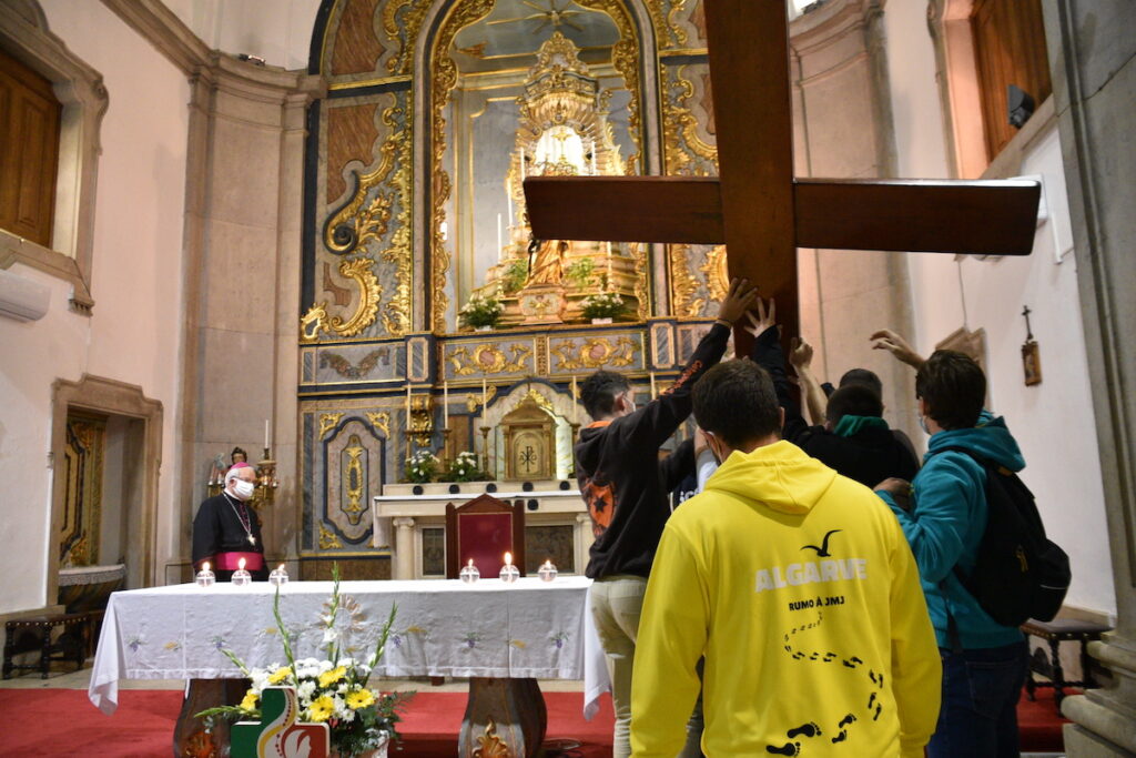 COMEÇOU A PEREGRINAÇÃO DOS SÍMBOLOS DA JMJ NO ALGARVE