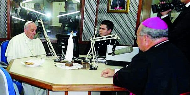 RÁDIO CATEDRAL: 28 ANOS DE EVANGELIZAÇÃO