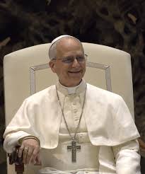 PAPA COMPÔS ORAÇÃO A NOSSA SENHORA DE FÁTIMA QUANDO ERA BISPO NO PERU