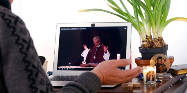 REDE SOCIAL DE ORAÇÃO REÚNE 1 MILHÃO DE PARTICIPANTES