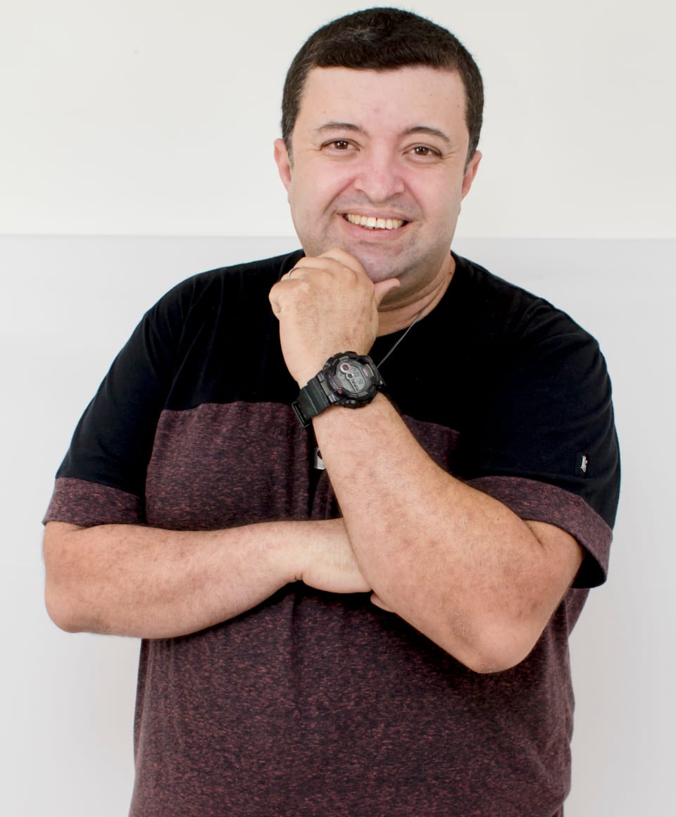 EDUARDO SOARES COMPLETA 30 ANOS DE MISSÃO: EVANGELIZANDO ATRAVÉS DA MÚSICA