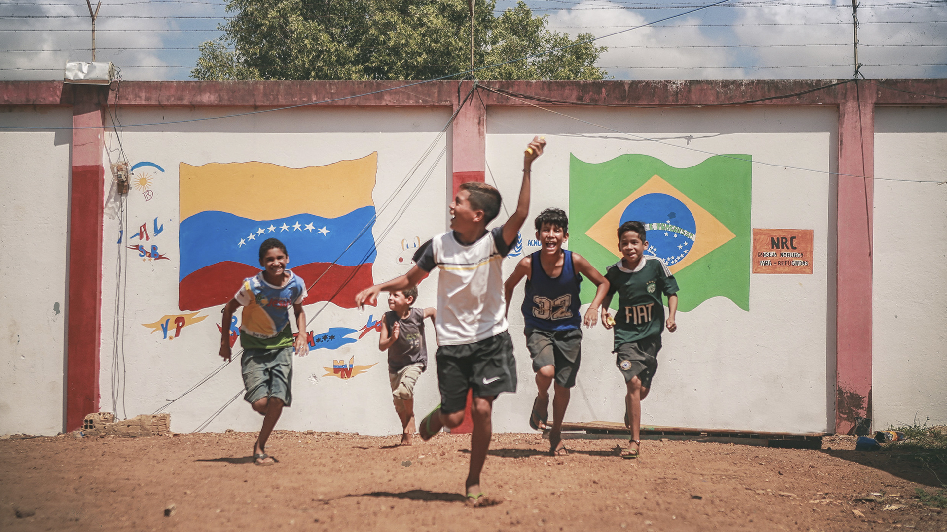 PANAS: EXPOSIÇÃO URBANA SOBRE MIGRANTES NO BRASIL GANHA NOVA PROJEÇÃO E MOVIMENTA NOVE CAPITAIS