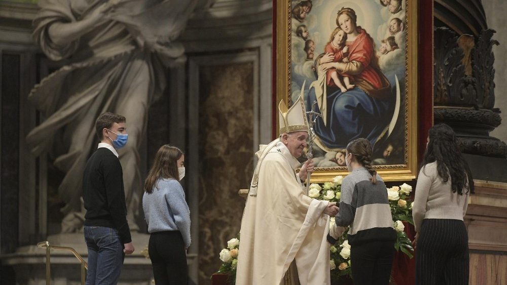 PAPA AOS JOVENS: COMO E COM JESUS, SONHAR E PRATICAR OS VALORES DO EVANGELHO