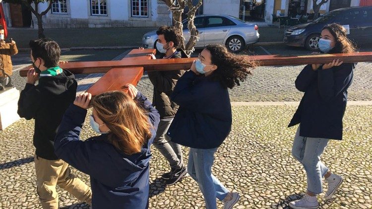 JMJ 2023: EM ÉVORA A CRUZ E O ÍCONE VÃO AO ENCONTRO DAS PESSOAS