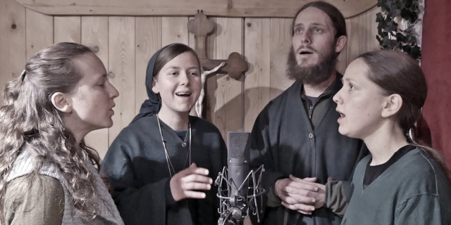 CORO DE IRMÃOS LANÇA CANTO PARA O NATAL